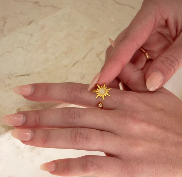 The Elegance Ring by Spinly