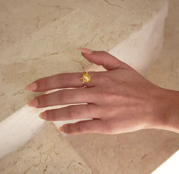 The Elegance Ring by Spinly