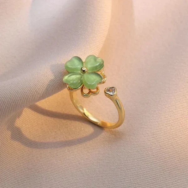The Patience Ring by Spinly